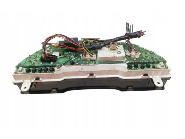 Přístrojová deska Nissan Serena 1998