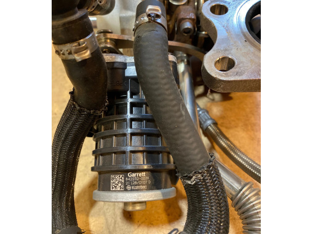 Turbodmychadlo Турбина 9845031980, 9016802 Peugeot 208