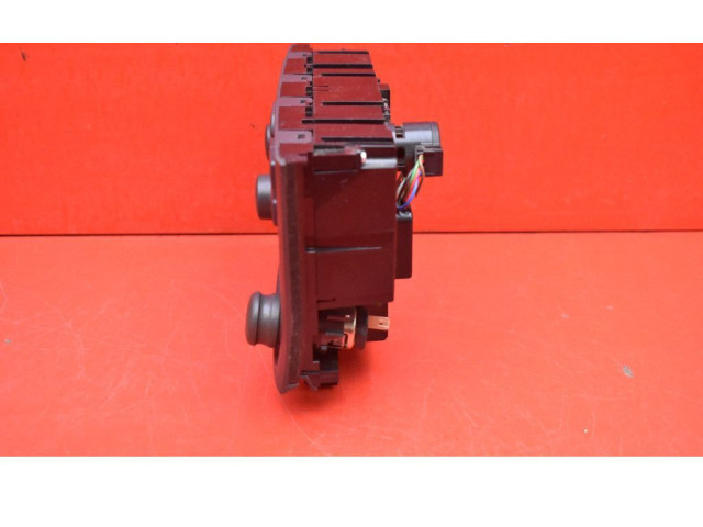 Блок управления климат-контролем 7923, 7923 Volvo S60