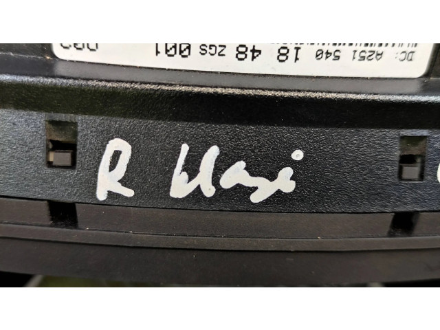 Přístrojová deska Mercedes-Benz R W251 2007 A2515401848, 003042