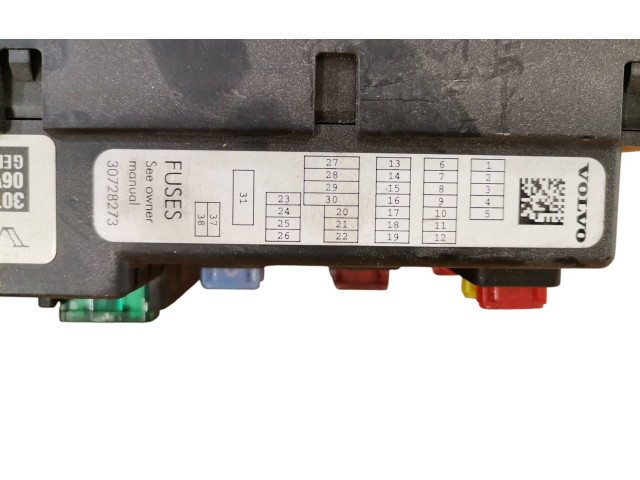 Блок предохранителей 30728512, 06W324   Volvo XC90    