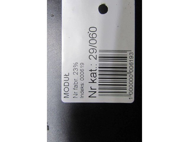 Блок комфорта 8X0907063K Audi Q3 8U