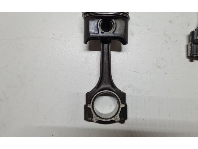  Поршень с шатуном OM606 87L32, OM606  Mercedes-Benz E W210  