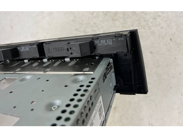 Радио/ проигрыватель CD/DVD / навигация 8R1035746E, 8R1035746D   Audi S5