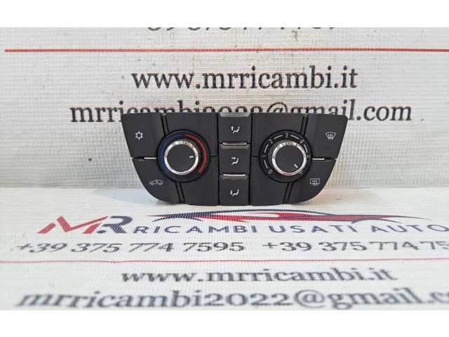 Блок управления климат-контролем 13435154, 13435154   Opel Meriva B