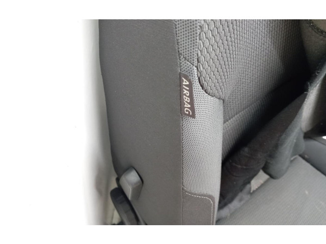 Подушка безопасности в сиденье Volkswagen Golf VII