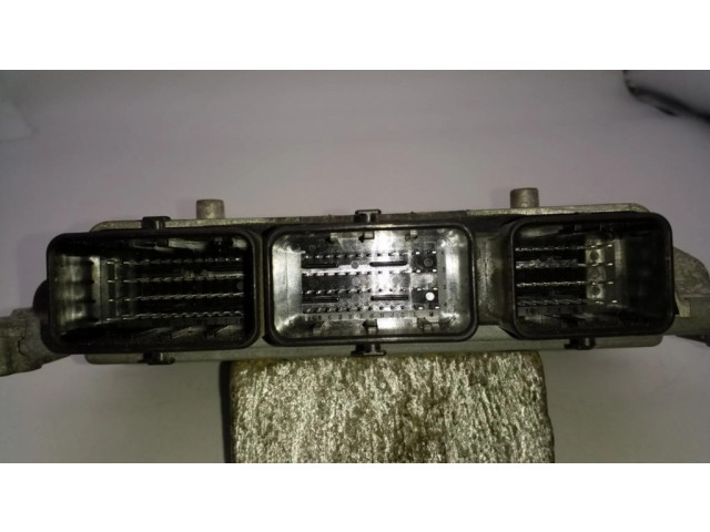 Блок управления двигателем Блок управления GA6A12A650GB, C1BA12B684CF Ford Fiesta