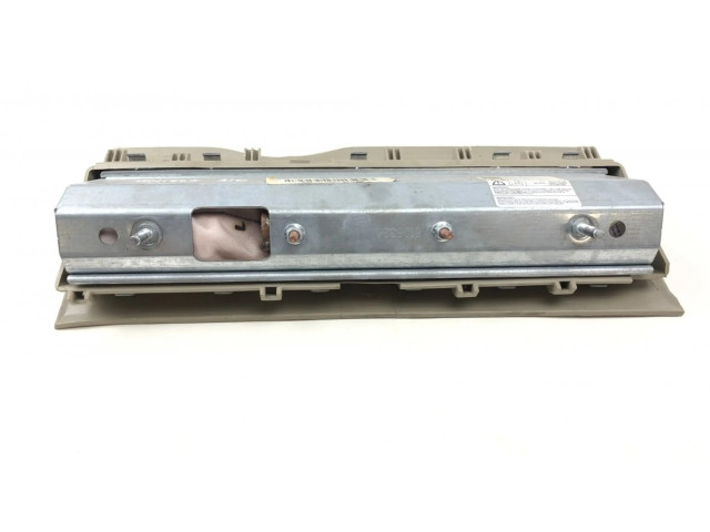 Подушка безопасности для колен 5SG30HL1AA, P1NU89HL1AE Jeep Grand Cherokee