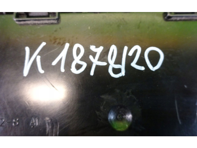 Pojistková skříňka 8200528486 Renault Modus 2005