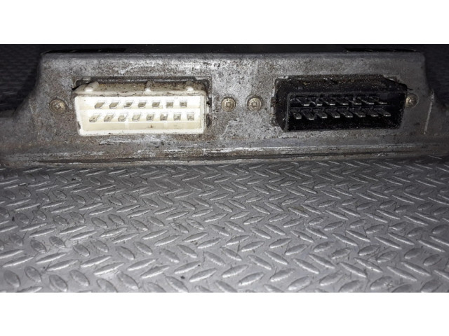 Блок управления двигателя 73813002   Citroen Xantia