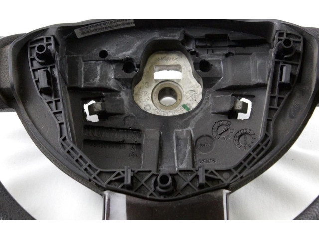 Руль Dacia Duster  2010 - 2017 года 484300053R      