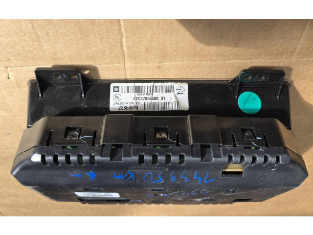 Панель приборов 22860594 Chevrolet Volt I