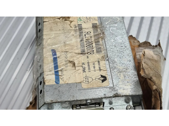 Дисплей    8200001376, 216535431   Renault Laguna II