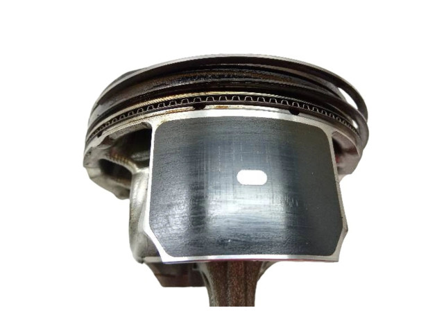  Поршень с шатуном  SKYACTIV  Mazda 3  