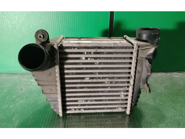 Интеркулер 1J0145805H Audi A3 S3 8L