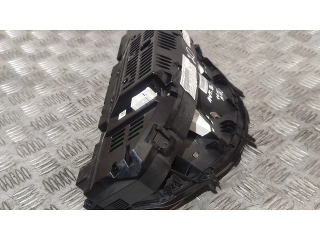 Přístrojová deska Mercedes-Benz E A207 2011 A2129001508