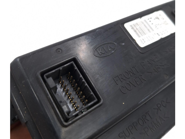 Дисплей    95710-1H300, 957101H300   KIA Ceed