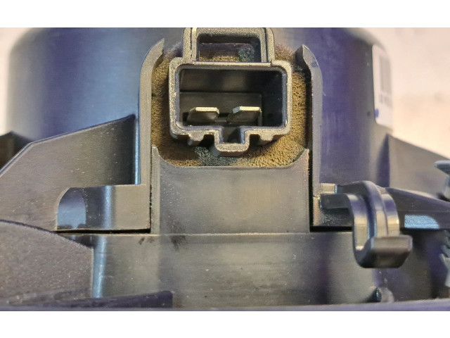 Вентилятор печки    13263279   Saab 9-5