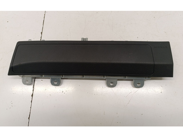 Подушка безопасности для колен A1768600402   Mercedes-Benz GLA W156