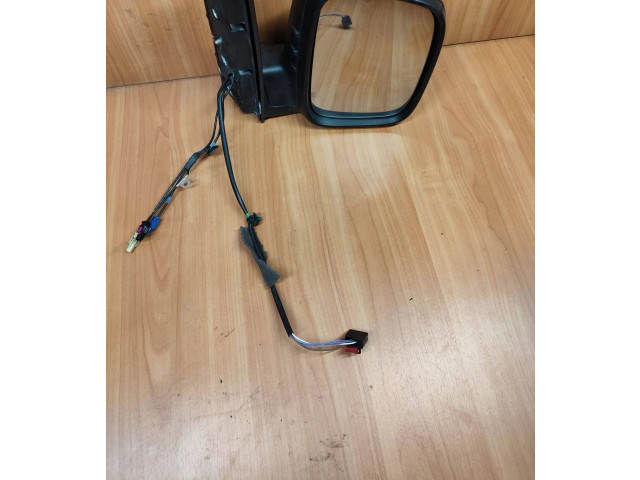 Зеркало электрическое Volkswagen Caddy 2015 - 2020 года