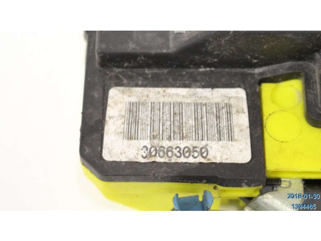 Моторчик заднего дворника 30699756    Volvo V70