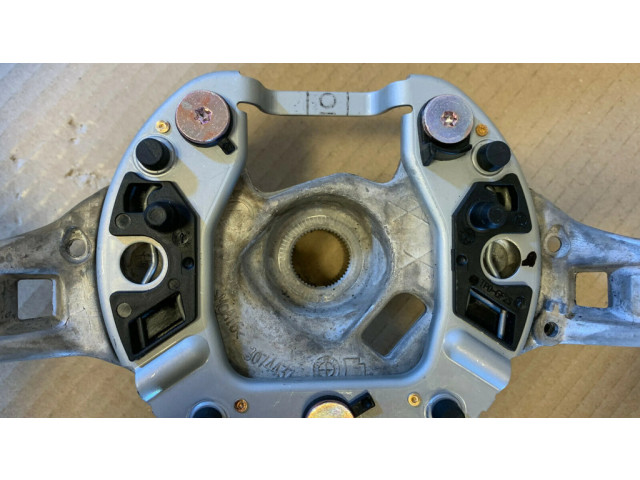 Руль BMW 4 F36 Gran coupe 2014-2017 года 32307848338, 32307850403