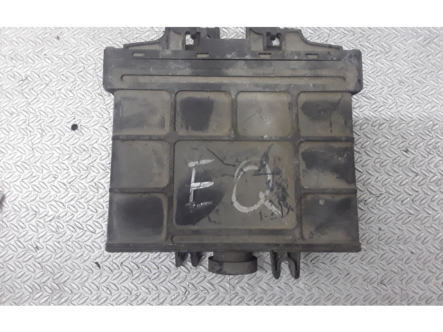 Блок управления коробкой передач 01M927733EQ, 5DG00792103 Volkswagen Golf IV