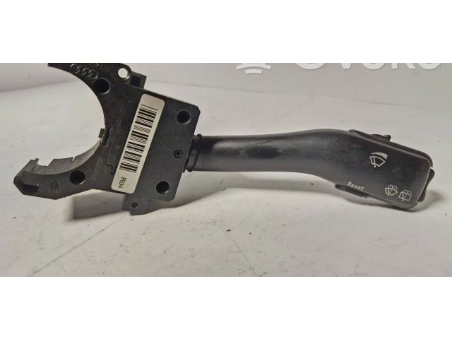 Ручка стеклоочистителей 4B0953503H, K030120203 Volkswagen Golf IV