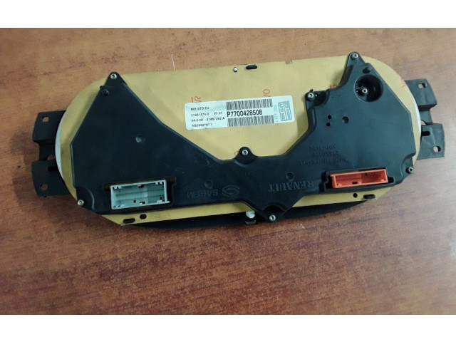 Панель приборов 7700428508   Renault Clio II       