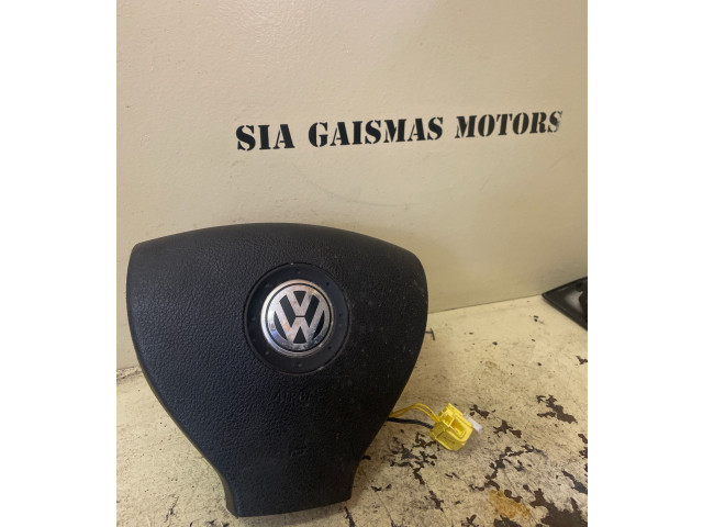 Подушка безопасности водителя 2K0880201E Volkswagen Caddy