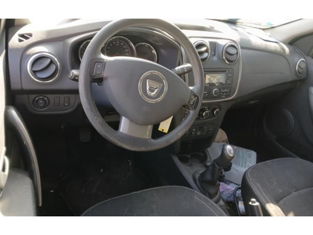 Модуль управления BSM 243809584R   Dacia Sandero    