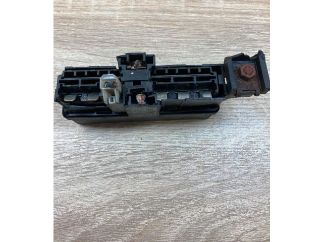 Pojistková skříňka GE6S5335 Mazda 626 1998