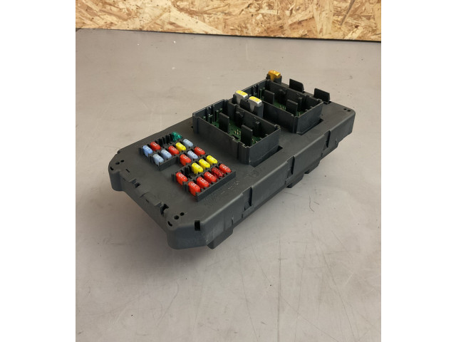 Блок предохранителей 56049916AA, 30959L Jeep Commander