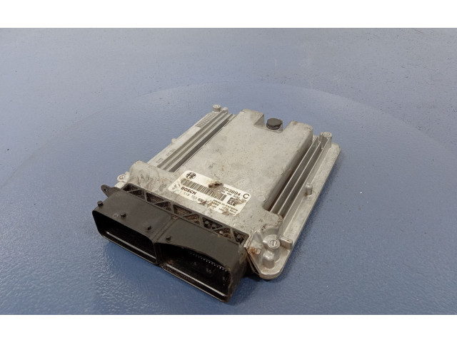 Блок управления двигателем ECU