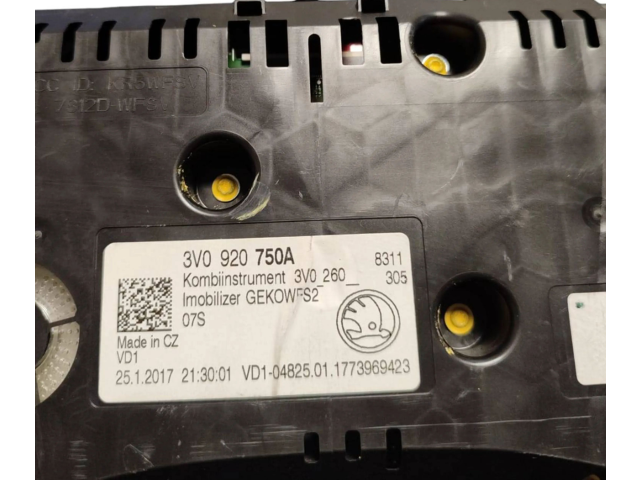 Панель приборов 3V0920750A   Skoda Superb B8 (3V)       