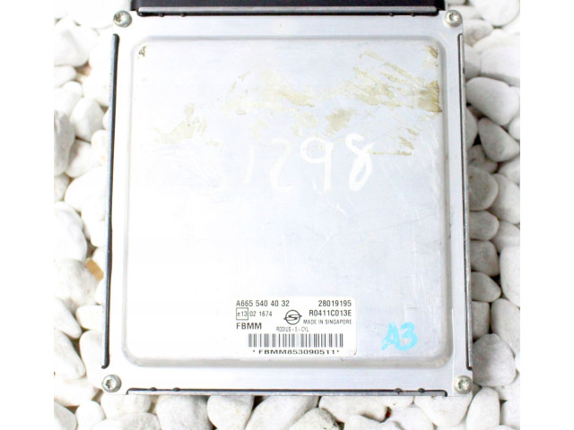 Рулевая рейка Блок управления двигателя A6655404032 SsangYong Rodius - года