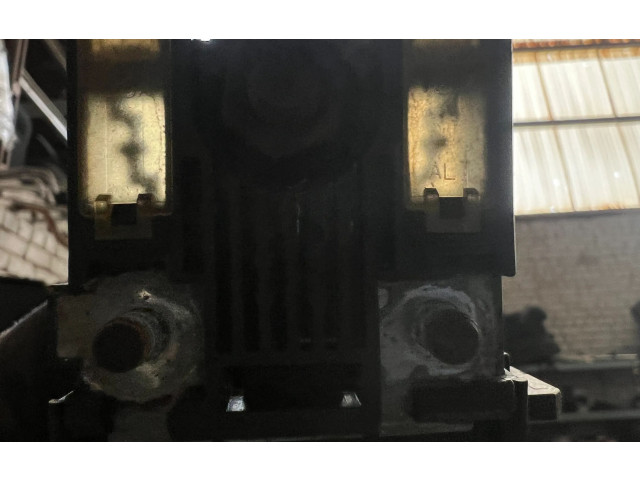 Блок предохранителей Mitsubishi Colt