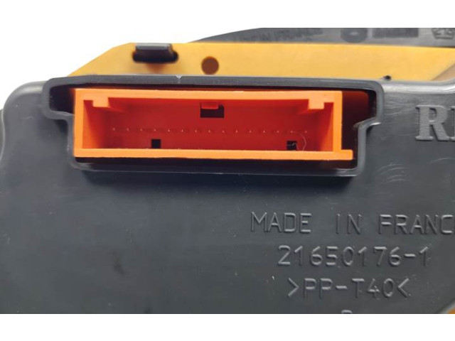 Панель приборов 216501758   Renault Clio II       