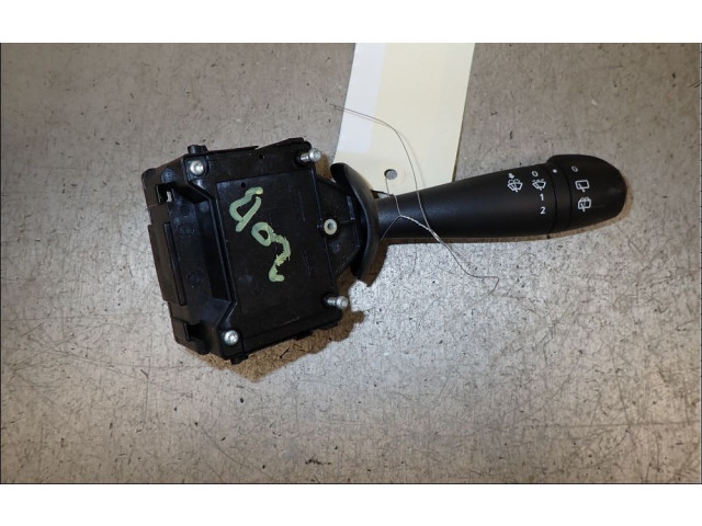 Ручка стеклоочистителей 8201168008 Dacia Lodgy