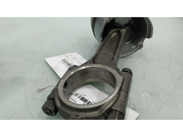 Píst 085190 Citroen C4 I pro naftový motor 2.0