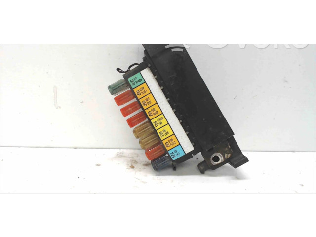 Блок предохранителей Jeep Cherokee XJ