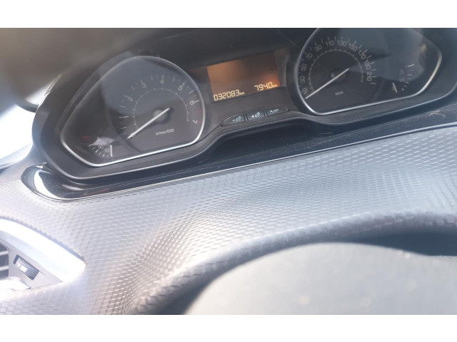 Панель приборов 9825986180, 32.083KM   Peugeot 2008 I       