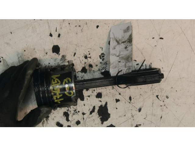 Píst Citroen C3 Picasso pro naftový motor 1.6