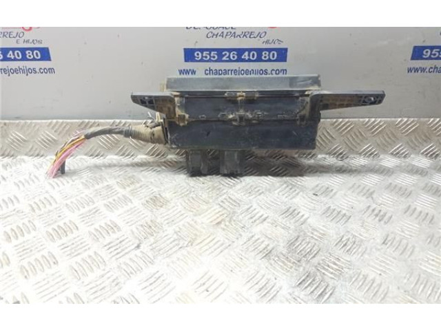 Pojistková skříňka KIA Carnival 2007