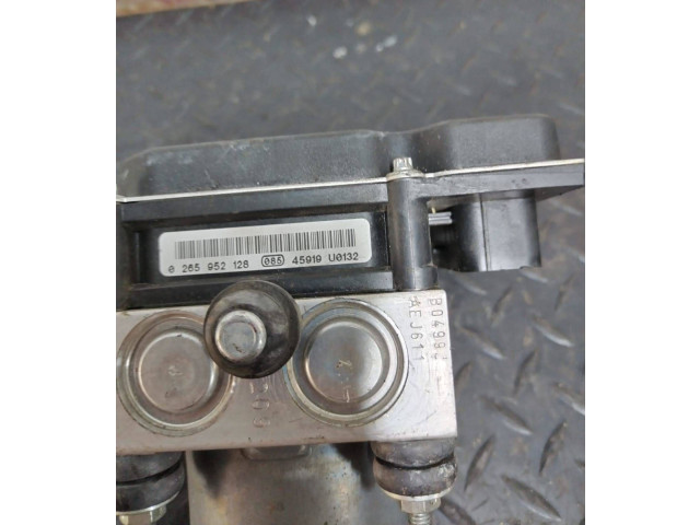 Блок АБС 22914251 Chevrolet Camaro - года