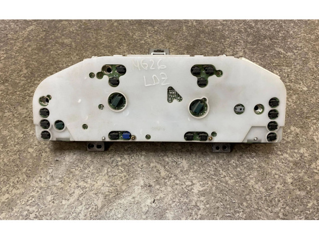 Панель приборов FDGE6VD Mazda 626