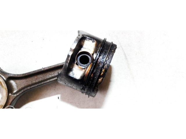  Поршень с шатуном    Alfa Romeo 156 для бензинового двигателя 2.0