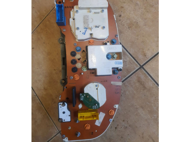 Přístrojová deska Audi 80 90 B3 1988 893919033BA