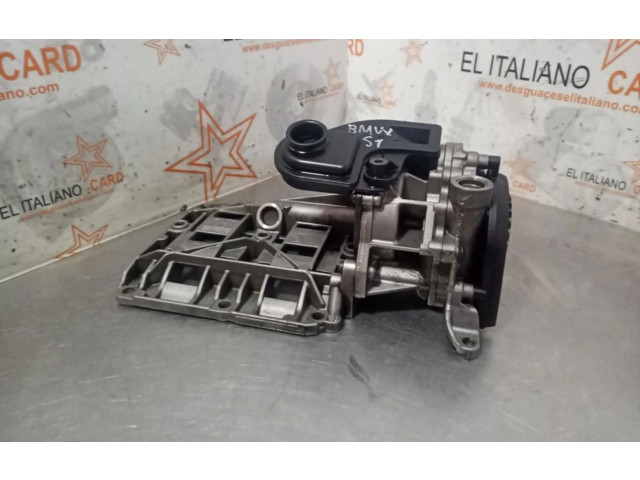 Масляный насос N53 7560537 BMW 3 E92 E93 3.0