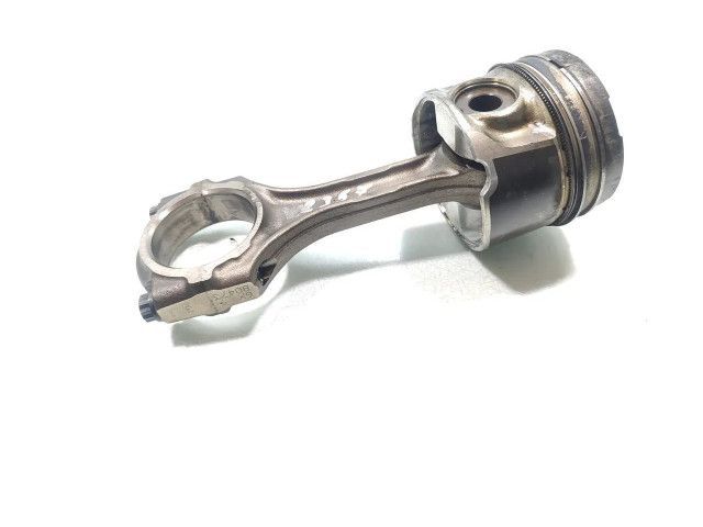 Píst Lexus IS 220D-250-350 2AD-FHV